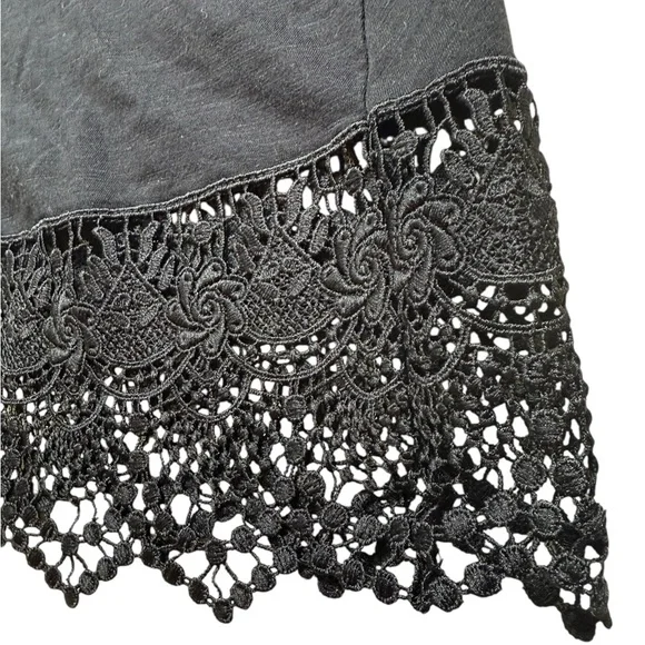 Express Black Tank Top XS Crochet Knit Trim - Picture 2 of 4